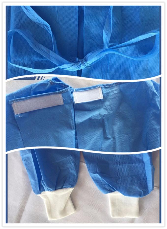 十字の伝染の防止のために有毒な青く使い捨て可能なつなぎ服非