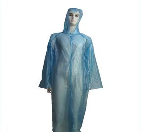 水/オイル/血の防止のための柔らかいPEの物質的で使い捨て可能なプラスチック ガウン